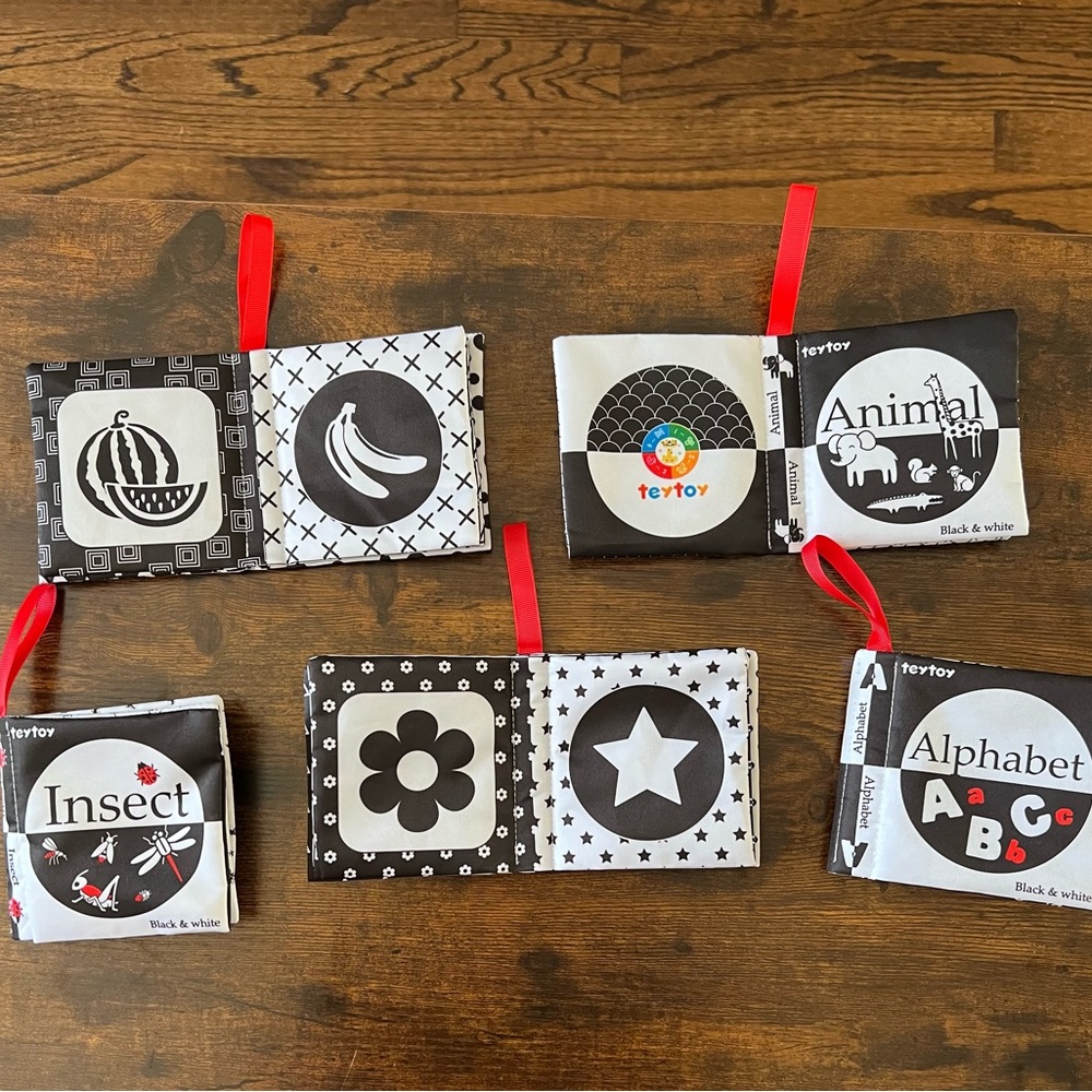 Teytoy Black and White Soft Baby Books